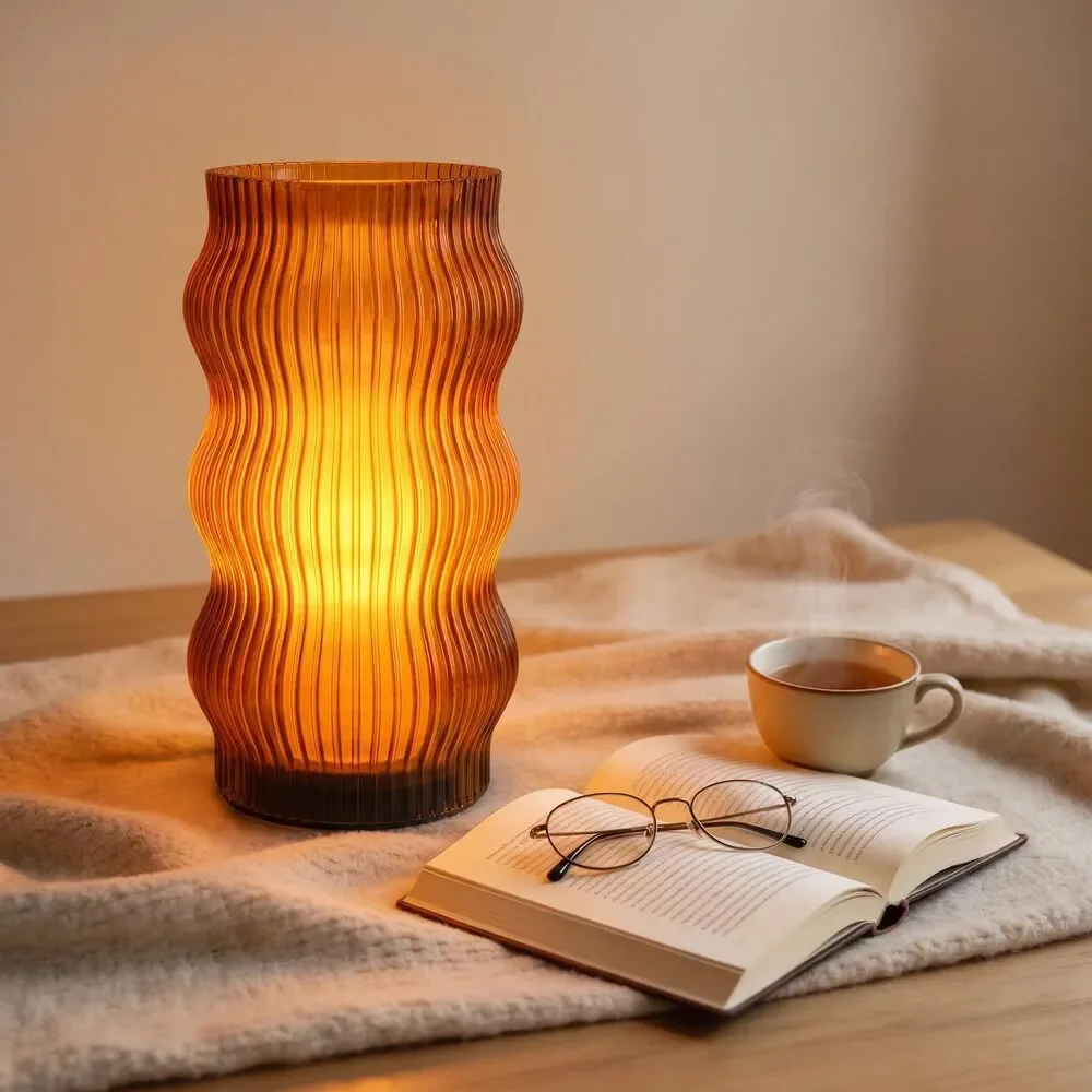 Cozy Wavy Table Lamp, Soft Glow Bedside Light, Sculptural Mood Lighting